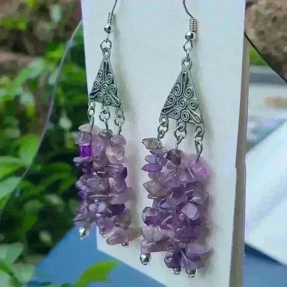 Silver tone amethyst vintage earrings - Picture 5 of 12